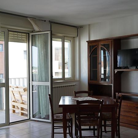 Sleep And Leave- Airport Fiumicino - Apartment Eksteriør billede